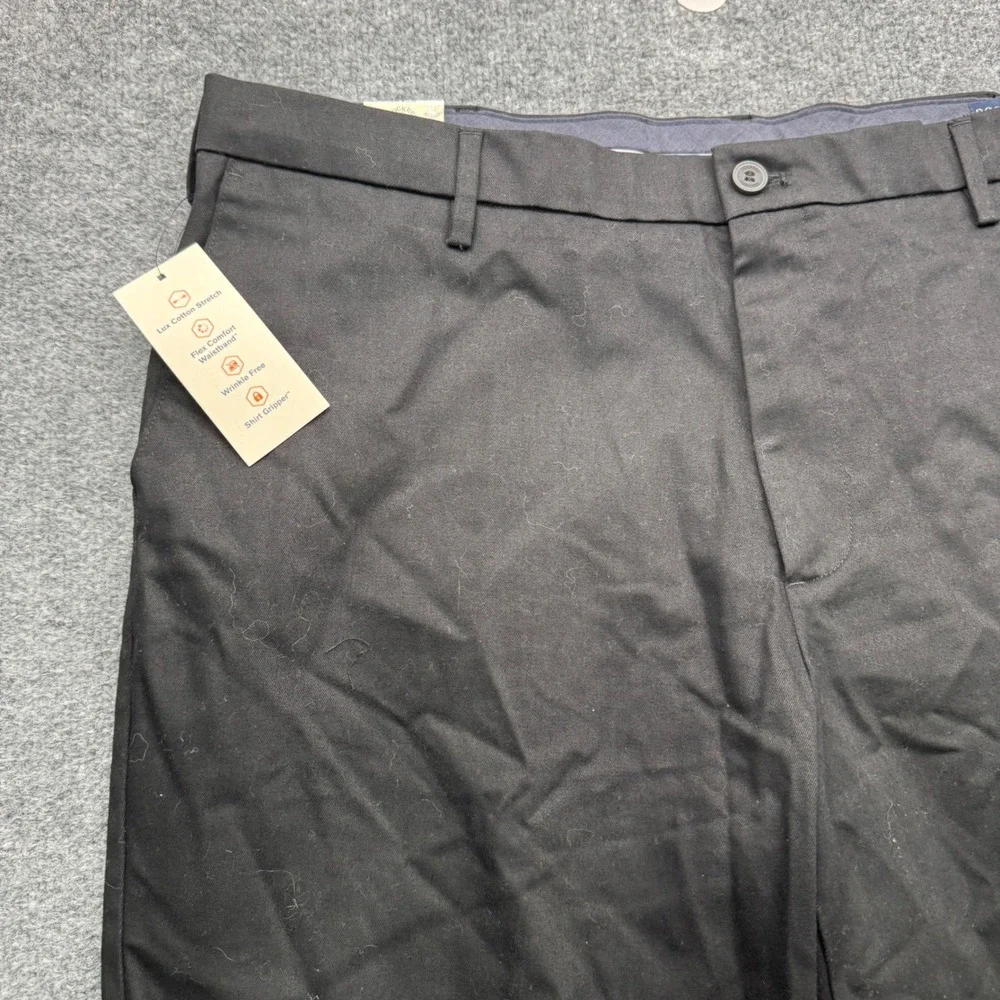 Dockers Signature Khaki Pants Mens 40x29 Black Classic Fit Lux Cotton Stretch